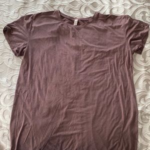 Lululemon top with open back!